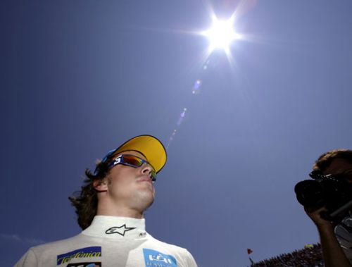 Изображение: Alonso_2005_France_.jpg. Тип: image/jpeg. Размер: 500x379. Объем: 14.09KByte.