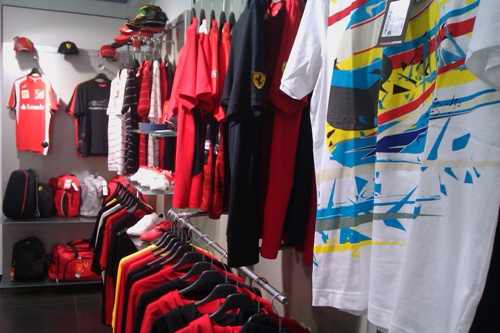 Футболки и поло Ferrari в FORMULASTORE