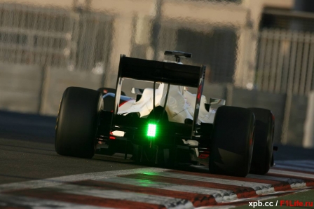 Sauber на тестах шин Pirelli