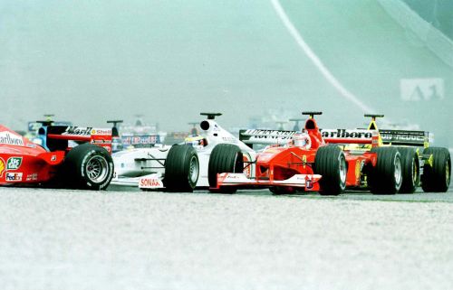 Изображение: austria_2000_start.jpg. Тип: image/jpeg. Размер: 500x321. Объем: 28.752KByte.