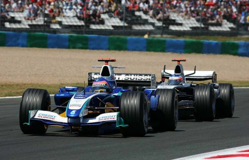 Изображение: france_2005_villeneuve-raikkonen.jpg. Тип: image/jpeg. Размер: 500x322. Объем: 33.565KByte.