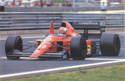 Изображение: mansell_hungary_1989_win.jpg. Тип: image/jpeg. Размер: 500x325. Объем: 32.885KByte.