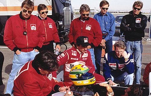 Изображение: 1992_senna_test_indycar.jpg. Тип: image/jpeg. Размер: 500x321. Объем: 50.234KByte.