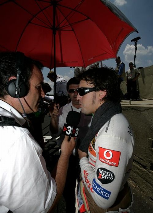 Изображение: Alonso_2007_Brazil.jpg. Тип: image/jpeg. Размер: 500x694. Объем: 54.255KByte.