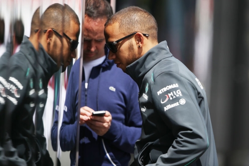 Изображение: Nurburgring_2013_hamilton.jpg. Тип: image/jpeg. Размер: 500x333. Объем: 107.315KByte.