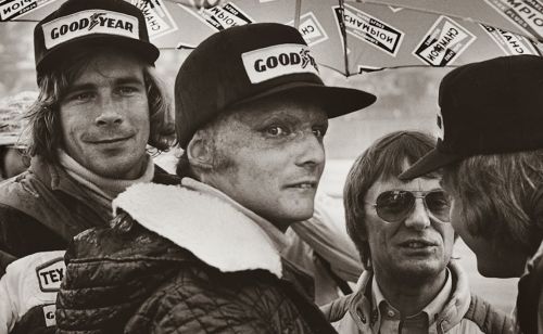 Изображение: ecclestone_lauda_hunt_peterson.jpg. Тип: image/jpeg. Размер: 500x308. Объем: 33.549KByte.