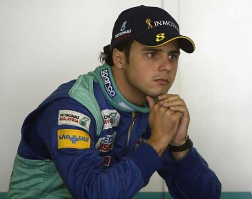 Изображение: felipe_massa_sauber_2002.jpg. Тип: image/jpeg. Размер: 500x394. Объем: 91.424KByte.