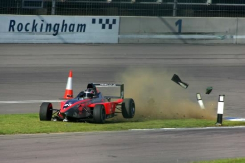 Изображение: formula_BMW_Rockingam_2004_bruno_senna.jpg. Тип: image/jpeg. Размер: 500x333. Объем: 88.362KByte.