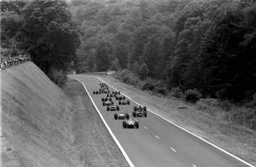 Изображение: france_1964_race.jpg. Тип: image/jpeg. Размер: 500x327. Объем: 32.595KByte.