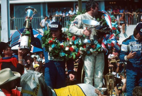 Изображение: france_1980_podium.jpg. Тип: image/jpeg. Размер: 500x336. Объем: 50.328KByte.