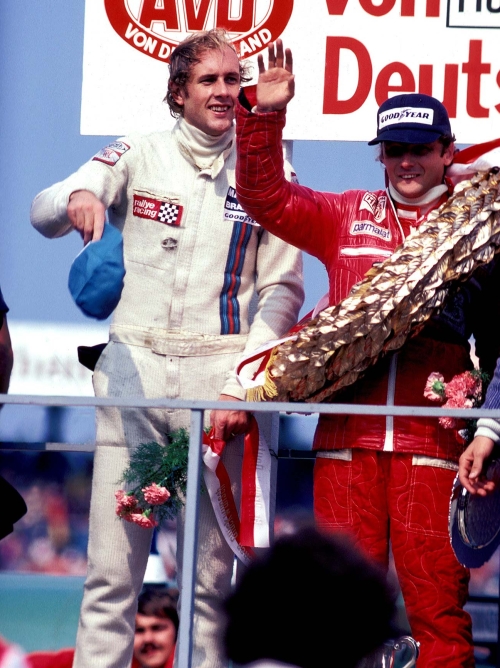 Изображение: hockenheim_1977_podium.jpg. Тип: image/jpeg. Размер: 500x668. Объем: 275.545KByte.