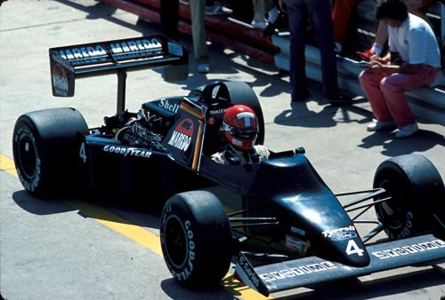 Изображение: hockenheim_1984_tackwell.jpg. Тип: image/jpeg. Размер: 500x338. Объем: 46.538KByte.