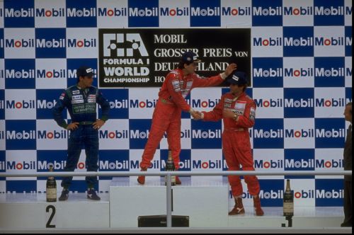 Изображение: hockenheim_1990_podium.jpg. Тип: image/jpeg. Размер: 500x332. Объем: 41.153KByte.