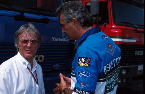 Изображение: hockenheim_1994_briatore_ecclestone.jpg. Тип: image/jpeg. Размер: 500x324. Объем: 125.592KByte.