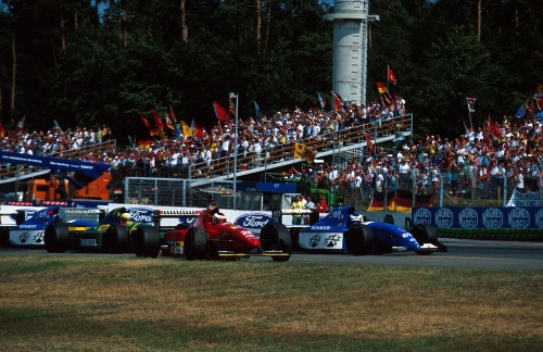 Изображение: hockenheim_1994_finish.jpg. Тип: image/jpeg. Размер: 500x324. Объем: 163.555KByte.