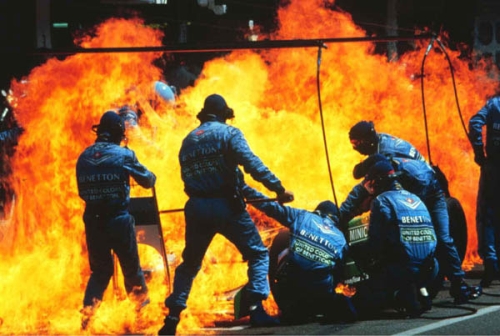 Изображение: hockenheim_1994_fire_benetton.jpg. Тип: image/jpeg. Размер: 500x336. Объем: 140.548KByte.