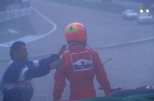 Изображение: hockenheim_2000_schumacher.jpg. Тип: image/jpeg. Размер: 500x328. Объем: 23.776KByte.