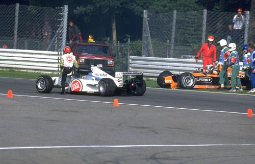 Изображение: hockenheim_2000_verstappen_villeneuvej.jpg. Тип: image/jpeg. Размер: 500x321. Объем: 33.322KByte.