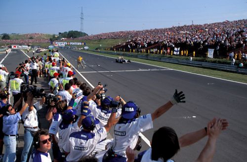 Изображение: hungaroring_1993_finish.jpg. Тип: image/jpeg. Размер: 500x328. Объем: 47.447KByte.