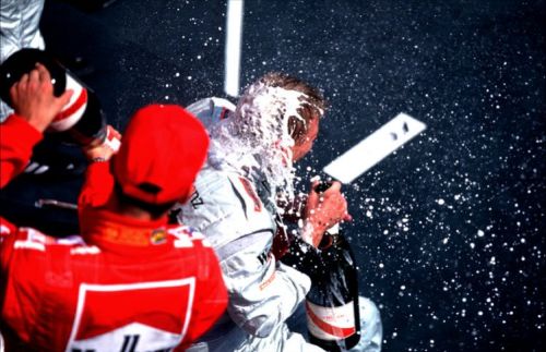 Изображение: hungaroring_2000_podium.jpg. Тип: image/jpeg. Размер: 500x323. Объем: 40.726KByte.