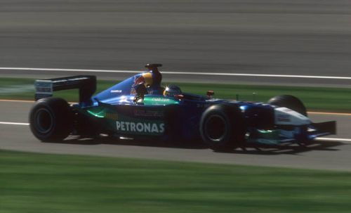 Изображение: indy_2001_heidfeld_nick.jpg. Тип: image/jpeg. Размер: 500x303. Объем: 15.623KByte.