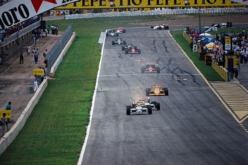 Изображение: jerez_1987_piquet_mansell.jpg. Тип: image/jpeg. Размер: 500x333. Объем: 65.871KByte.