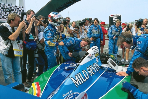 Изображение: jerez_1994_schumacher.jpg. Тип: image/jpeg. Размер: 500x335. Объем: 210.938KByte.