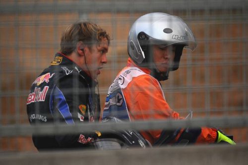 Изображение: korea_2010_vettel_seb.jpg. Тип: image/jpeg. Размер: 500x333. Объем: 23.429KByte.