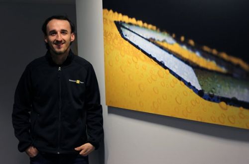 Изображение: kubica_renault.jpg. Тип: image/jpeg. Размер: 500x330. Объем: 18.073KByte.