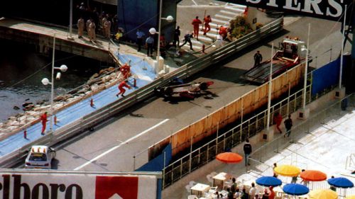 Изображение: monaco_1995_inoue_crash.jpg. Тип: image/jpeg. Размер: 500x281. Объем: 38.179KByte.