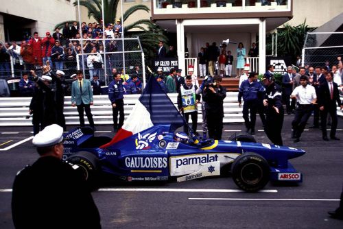 Изображение: monaco_1996_panis_france.jpg. Тип: image/jpeg. Размер: 500x334. Объем: 47.35KByte.