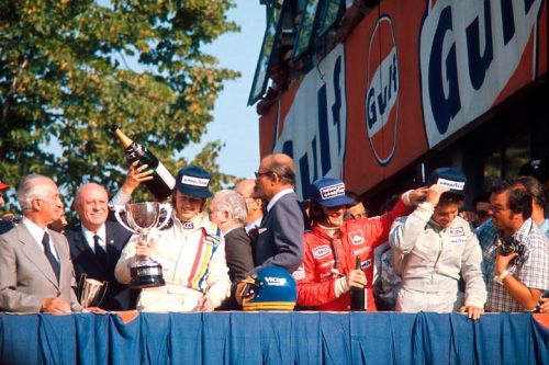 Изображение: monza_1974_podium.jpg. Тип: image/jpeg. Размер: 500x333. Объем: 55.468KByte.