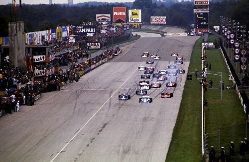 Изображение: monza_1976_start.jpg. Тип: image/jpeg. Размер: 500x325. Объем: 40.295KByte.