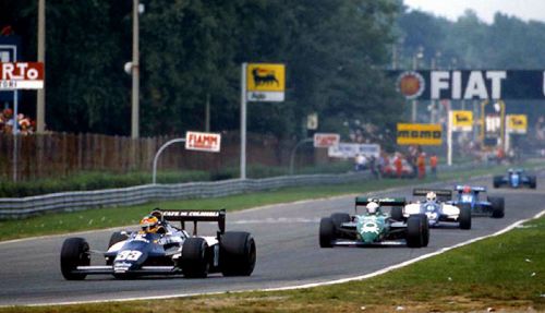 Изображение: monza_1983_guerrero_baldi_surer_ghinzani.jpg. Тип: image/jpeg. Размер: 500x287. Объем: 28.455KByte.