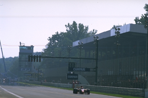 Изображение: monza_2000_verstappen.jpg. Тип: image/jpeg. Размер: 500x330. Объем: 101.206KByte.