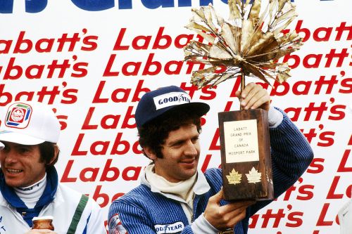 Изображение: mosport_1977_podium.jpg. Тип: image/jpeg. Размер: 500x333. Объем: 56.471KByte.