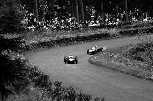 Изображение: nurburgring_1961_von_trips_hill.jpg. Тип: image/jpeg. Размер: 500x329. Объем: 45.448KByte.