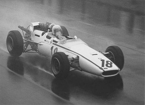 Изображение: nurburgring_1968_hahne.jpg. Тип: image/jpeg. Размер: 500x365. Объем: 27.66KByte.