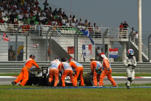 Изображение: sepang_2004_raikkonen_retire.jpg. Тип: image/jpeg. Размер: 500x336. Объем: 43.455KByte.