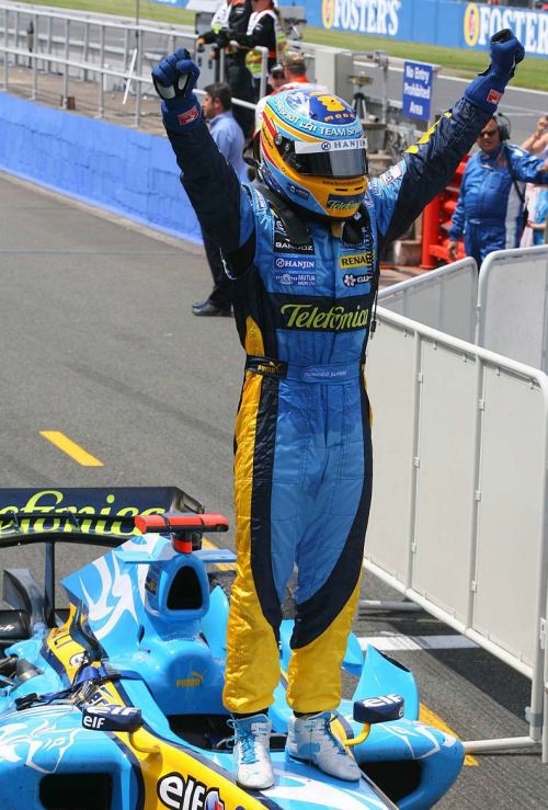 Изображение: silverstone_2006_alonso.jpg. Тип: image/jpeg. Размер: 500x739. Объем: 83.689KByte.