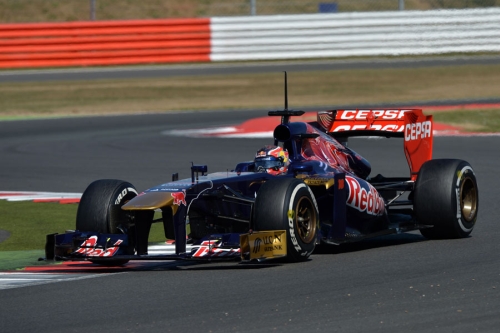 Изображение: silverstone_2013_kvyat.jpg. Тип: image/jpeg. Размер: 500x333. Объем: 112.5KByte.