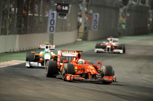 Изображение: singapore_2009_fisichella_liuzzi_trulli.jpg. Тип: image/jpeg. Размер: 500x333. Объем: 37.66KByte.