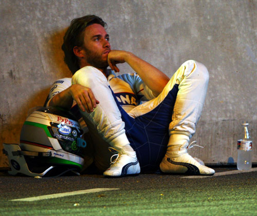 Изображение: singapore_2009_heidfeld.jpg. Тип: image/jpeg. Размер: 500x421. Объем: 57.833KByte.