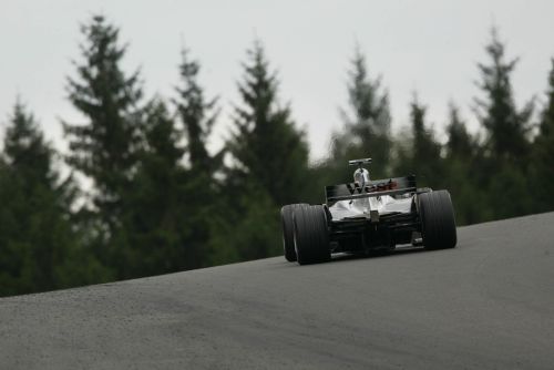 Изображение: spa_2002_raikkonen.jpg. Тип: image/jpeg. Размер: 500x334. Объем: 44.294KByte.