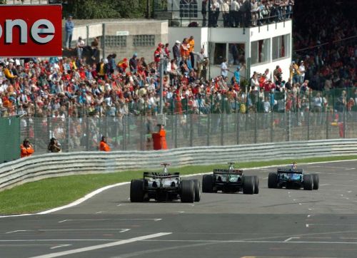 Изображение: spa_2004_fisichella_klien_coulthard1.jpg. Тип: image/jpeg. Размер: 500x362. Объем: 44.38KByte.