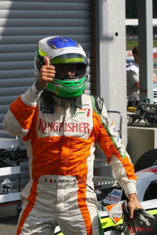 Изображение: spa_2009_fisichella_qual.jpg. Тип: image/jpeg. Размер: 500x751. Объем: 67.985KByte.