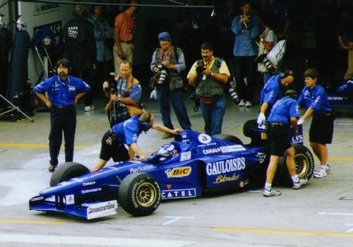 Изображение: suzuka_1997_panis.jpg. Тип: image/jpeg. Размер: 500x350. Объем: 38.302KByte.