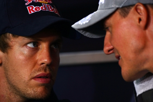 Изображение: vettel_schumacher_2010.jpg. Тип: image/jpeg. Размер: 500x333. Объем: 120.88KByte.