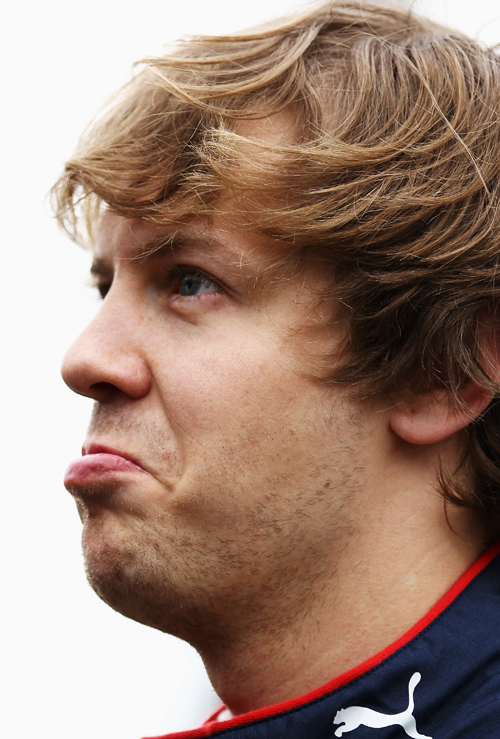 Изображение: vettel_seb_2010.jpg. Тип: image/jpeg. Размер: 500x739. Объем: 275.364KByte.