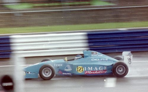 Изображение: walfisch_silverstone_2000.jpg. Тип: image/jpeg. Размер: 500x313. Объем: 25.255KByte.